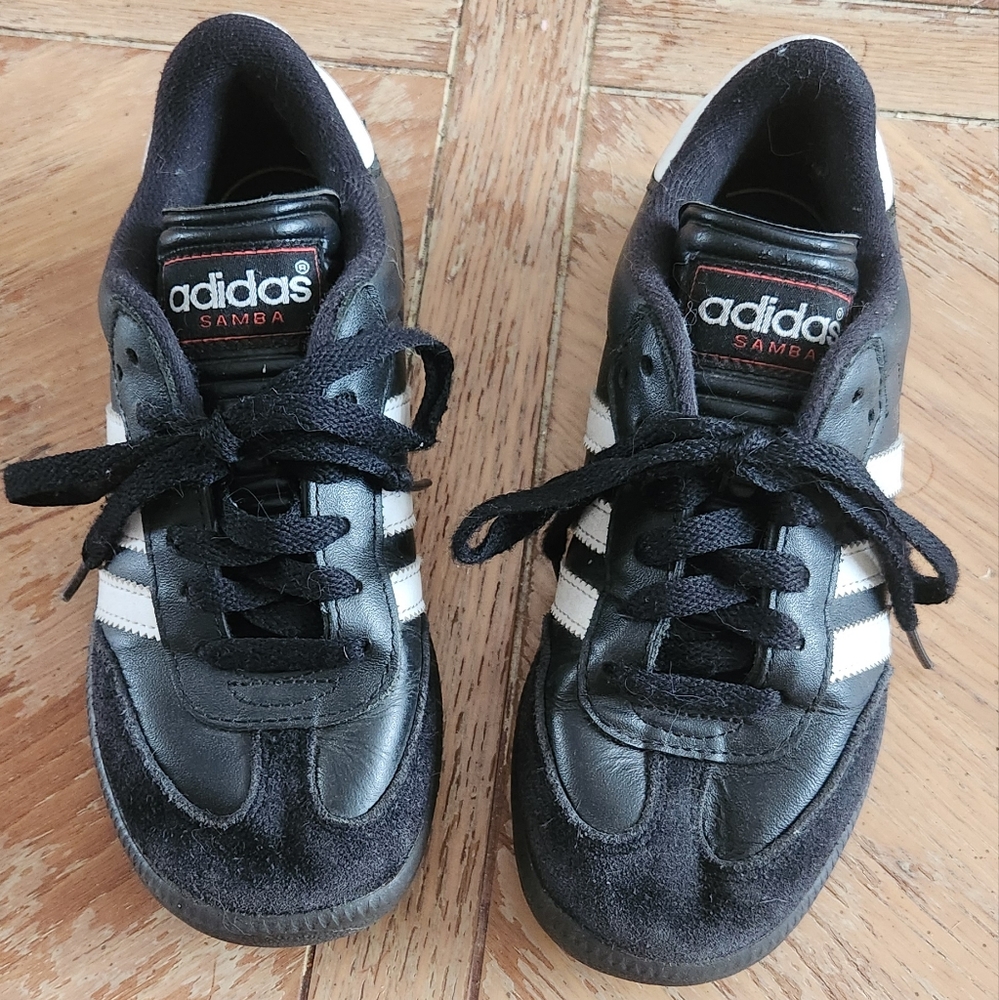 Little boys adidas samba black sneakers size 2